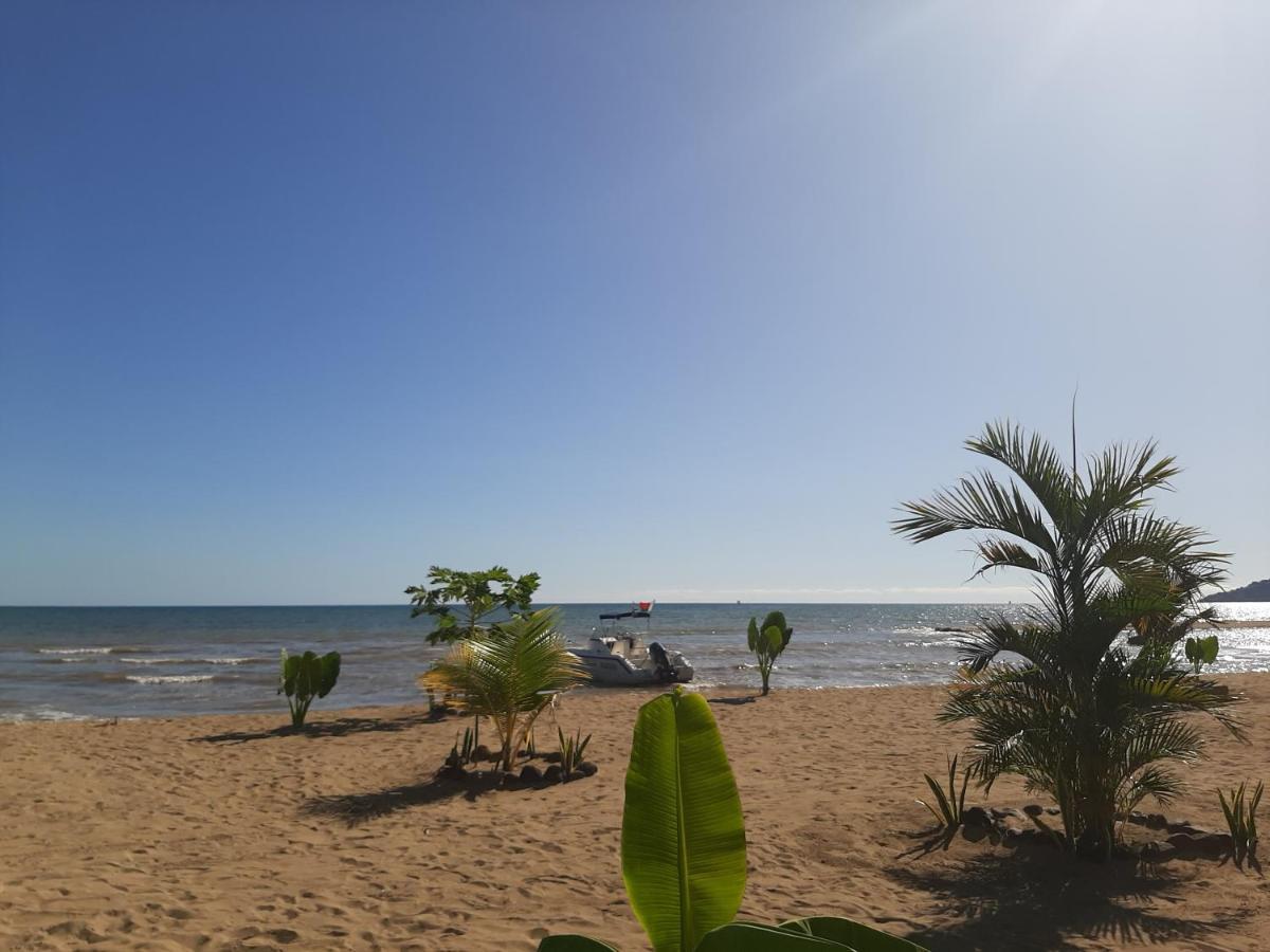 Le Moya Beach Nosy-Be Bagian luar foto