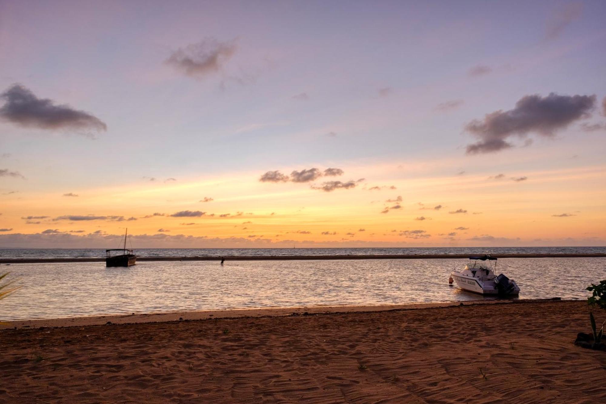 Le Moya Beach Nosy-Be Bagian luar foto