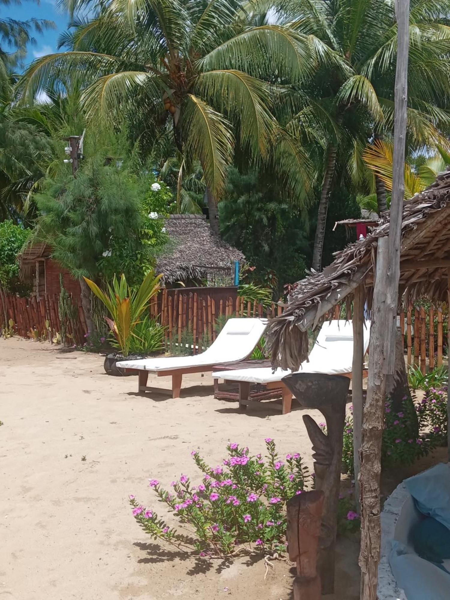 Le Moya Beach Nosy-Be Bagian luar foto