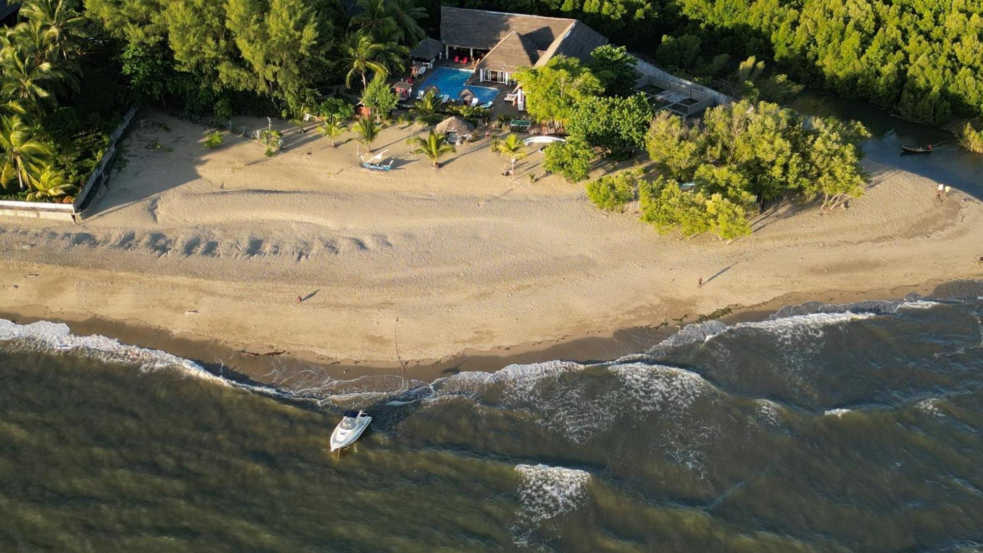 Le Moya Beach Nosy-Be Bagian luar foto